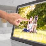 Digital photo frames